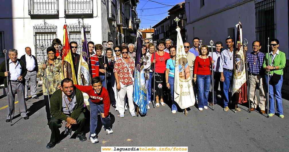 16 de Septiembre de 2006. Por la mañana, Cofradía del Santo Niño reunida dispuesta para iniciar la tradicional petición popular.