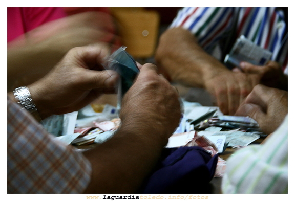 Sábado 15 de Septiembre de 2007. Petición pouplar: La colecta.
