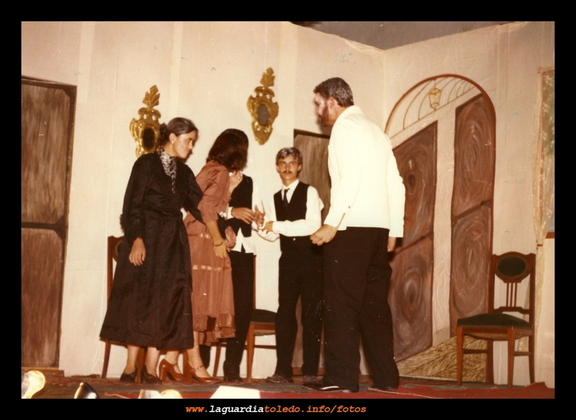 Obra de teatro: "Qué sólo me dejas" 1977