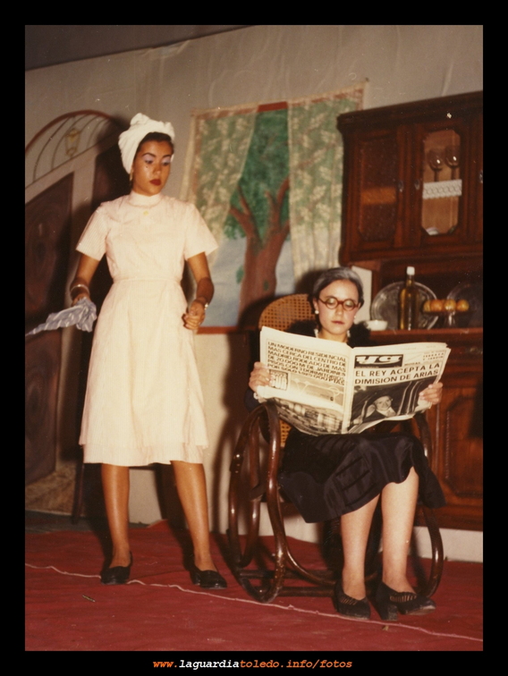 Representación teatral: "¡Qué solo me dejas!" 1977