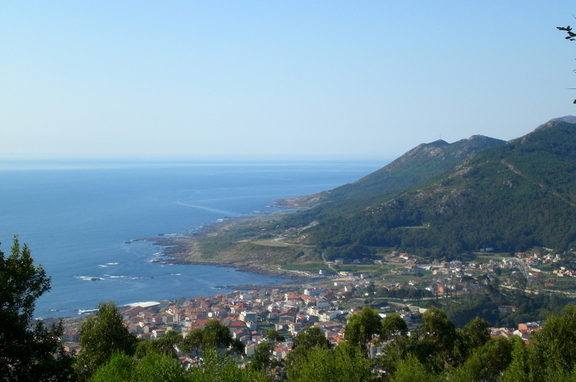 Vista de otra La Guardia (Pontevedra) . desde Santa Tegra