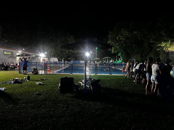 Piscina nocturna 15-7-2023