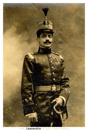 De profesión militar.