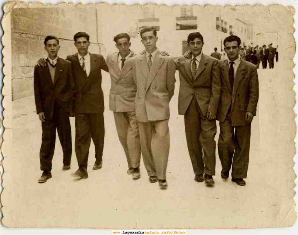 Grupo de amigos en las fiestas ?