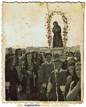Procesión del Santo Niño de camino a la ermita 27 de Septiembre