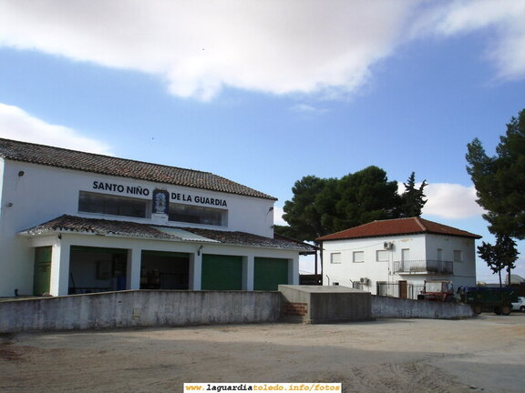 30 de Septiembre de 2006. Primera hora de la mañana.Terminan las fiestas y empieza la vendimia