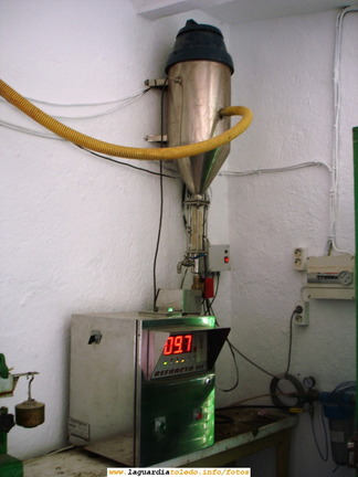 1 de Octubre de 2006. Proceso de graduación de la uva informatizado. Cooperativa del Santo Niño