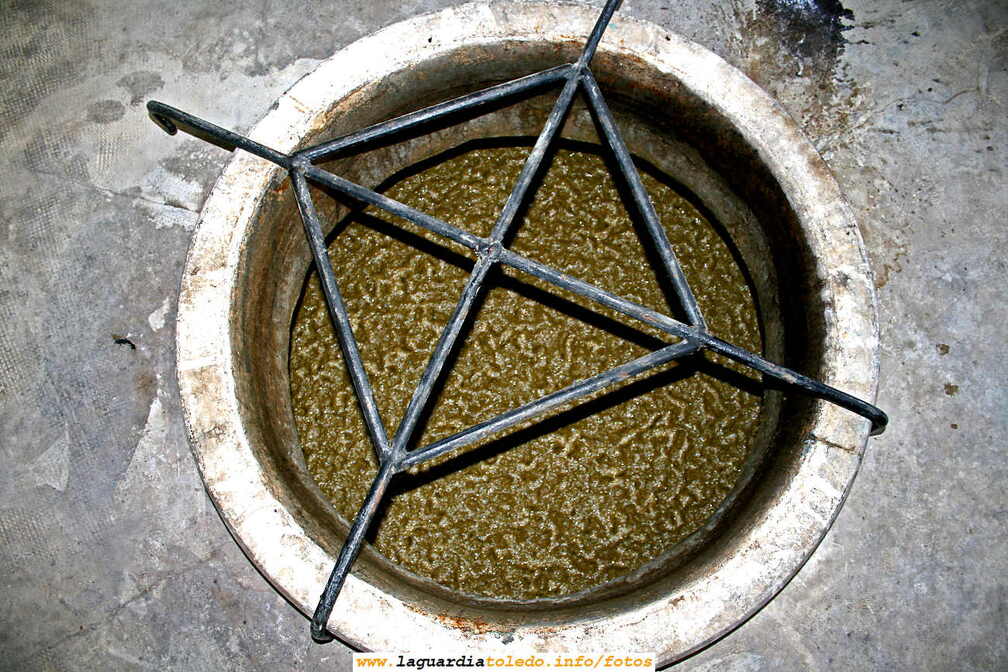 07 de Octubre 2006, Fermentación natural del mosto de la uva.