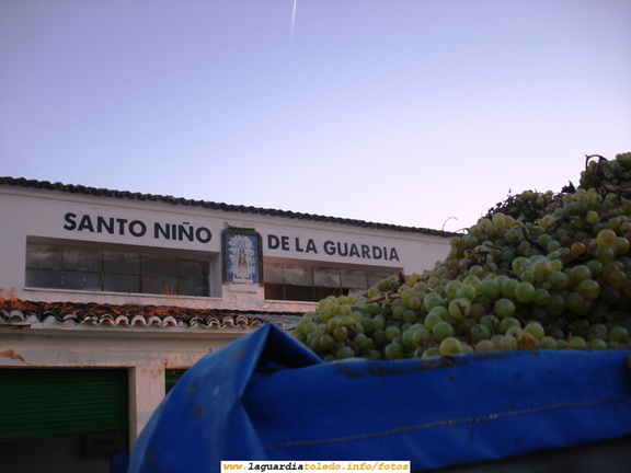6 de Octubre de 2007. El Santo Niño y las uvas