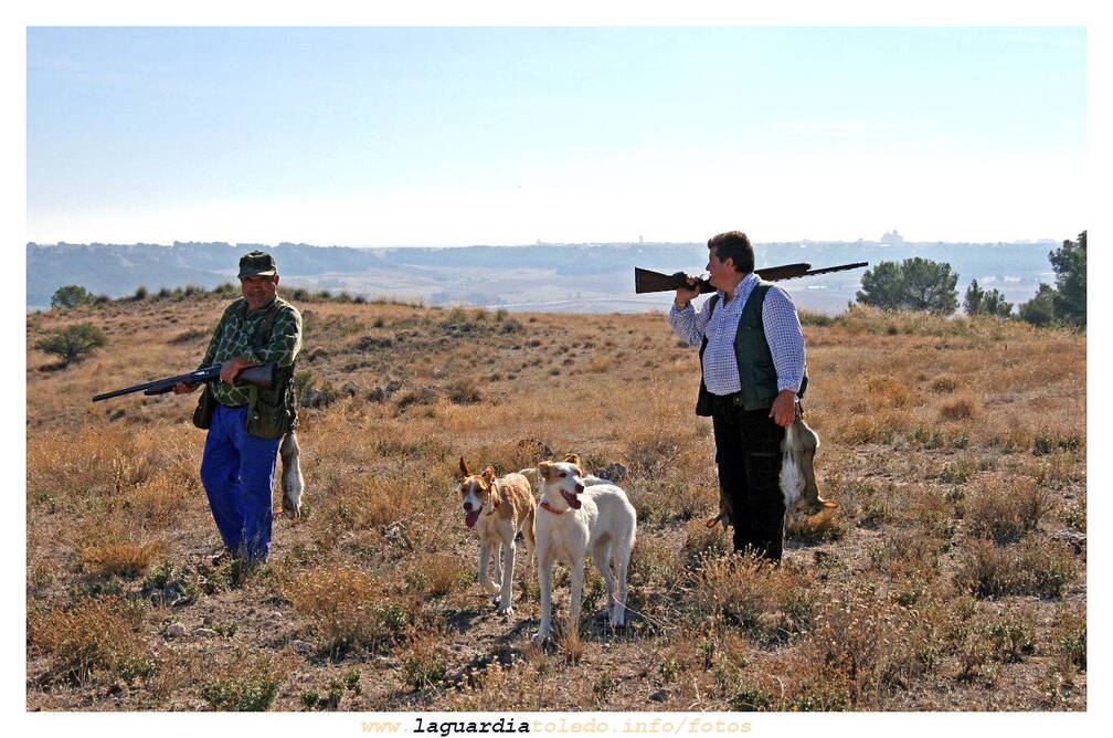 11 de noviembre de 2007. Escena de caza en Llano Castillo I (Los cazadores, en el argot de La Guardia "los caceros")