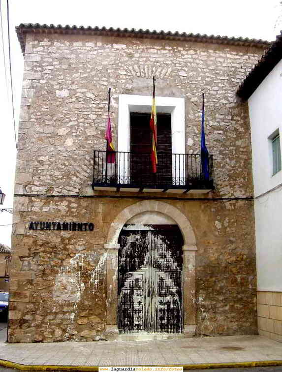 Puches en el Ayuntamiento