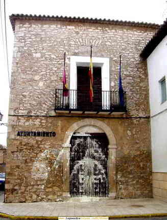 Puches en el Ayuntamiento