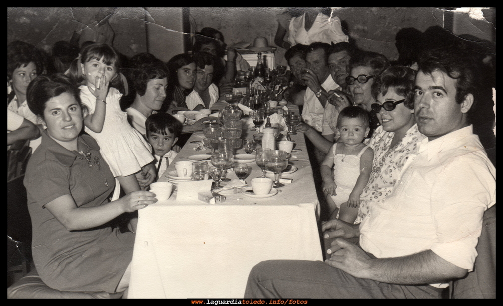 La familia "Morritos" de boda, año 1973