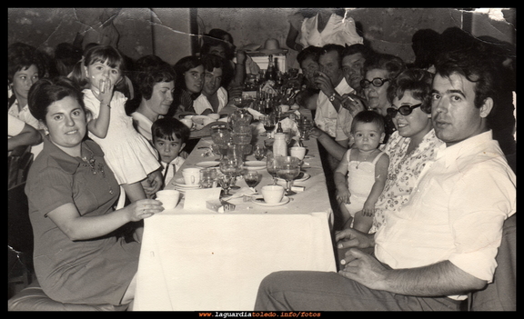 La familia "Morritos" de boda, año 1973