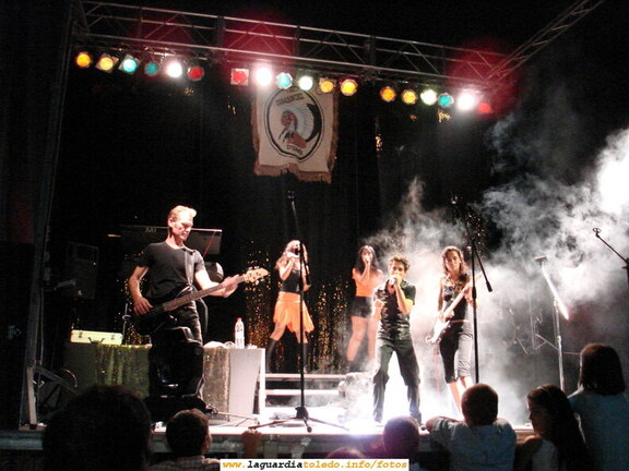Orquesta Comanche. 2 de Septiembre de 2006. Verbena de presentación de las Damas y Reina de 2006