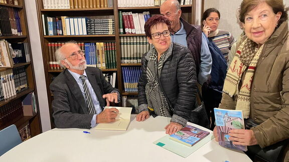 Presentación del libro de Teodoro Alonso