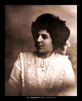 La señora años 30.