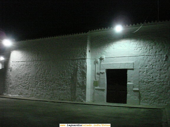 8 de Octubre de 2006. Vista nocturna de la Plaza de Jesús un fin de semana de luna llena
