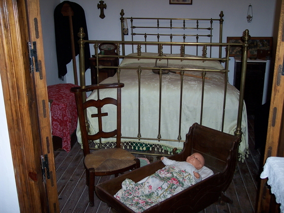 Bonitos rincones con antigüedades que se encuentran dentro de la casa Jaenes (V)