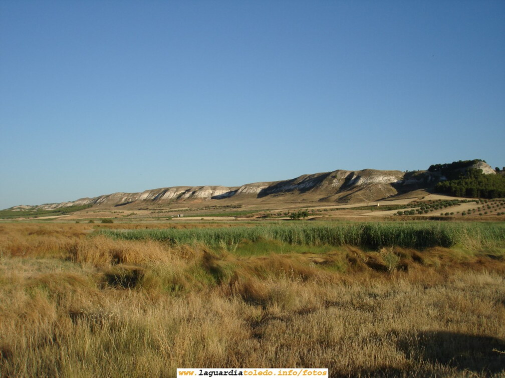 1 de Agosto de 2006. Panorámica de la Laguna desde el merendero de la Ruta de Don Quijote