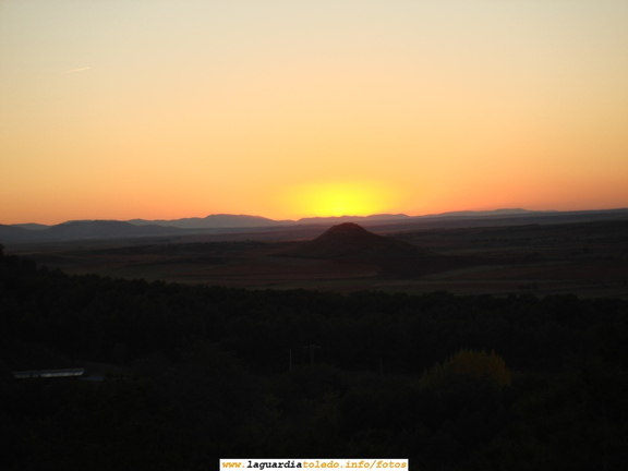 3 de Noviembre de 2007. 18:09. Puesta del sol desde el Cementerio (3/3).