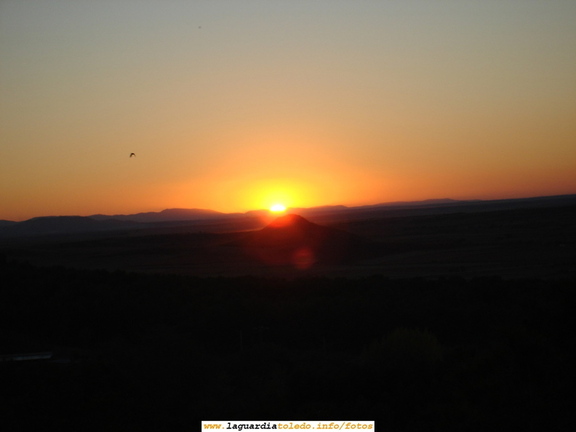 3 de Noviembre de 2007. 18:08. Puesta del sol desde el Cementerio (2/3).