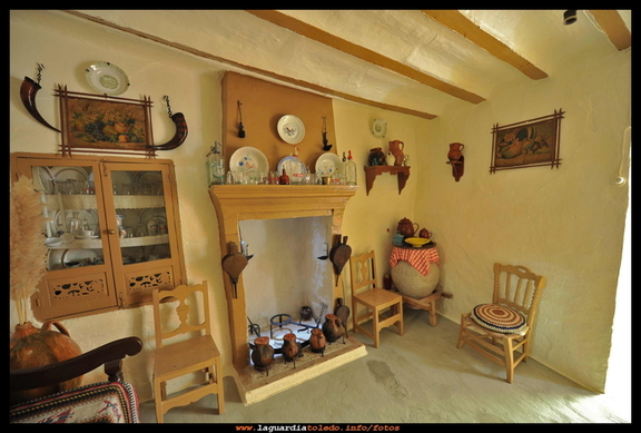 Reportaje fotográfico en la casa de la abuela de Enrique Peláez Domínguez (4)