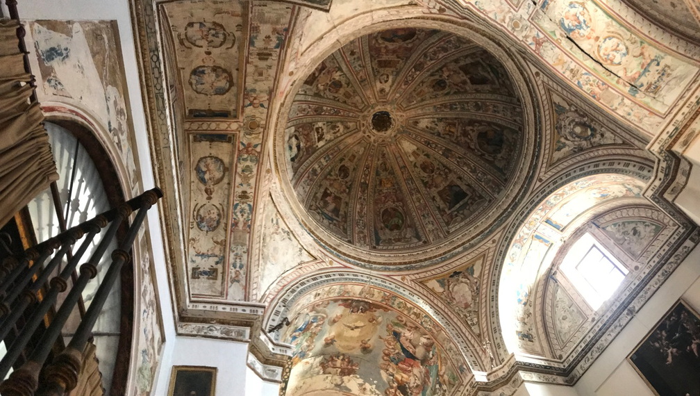 Panorámica de nuestra particular Capilla Sixtina, la capilla de los Capellanes. 12-2-2018