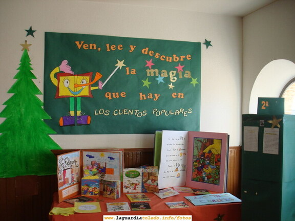 10 de Diciembre de 2006. Trabajo realizado por los niños del Colegio sobre cuentos populares