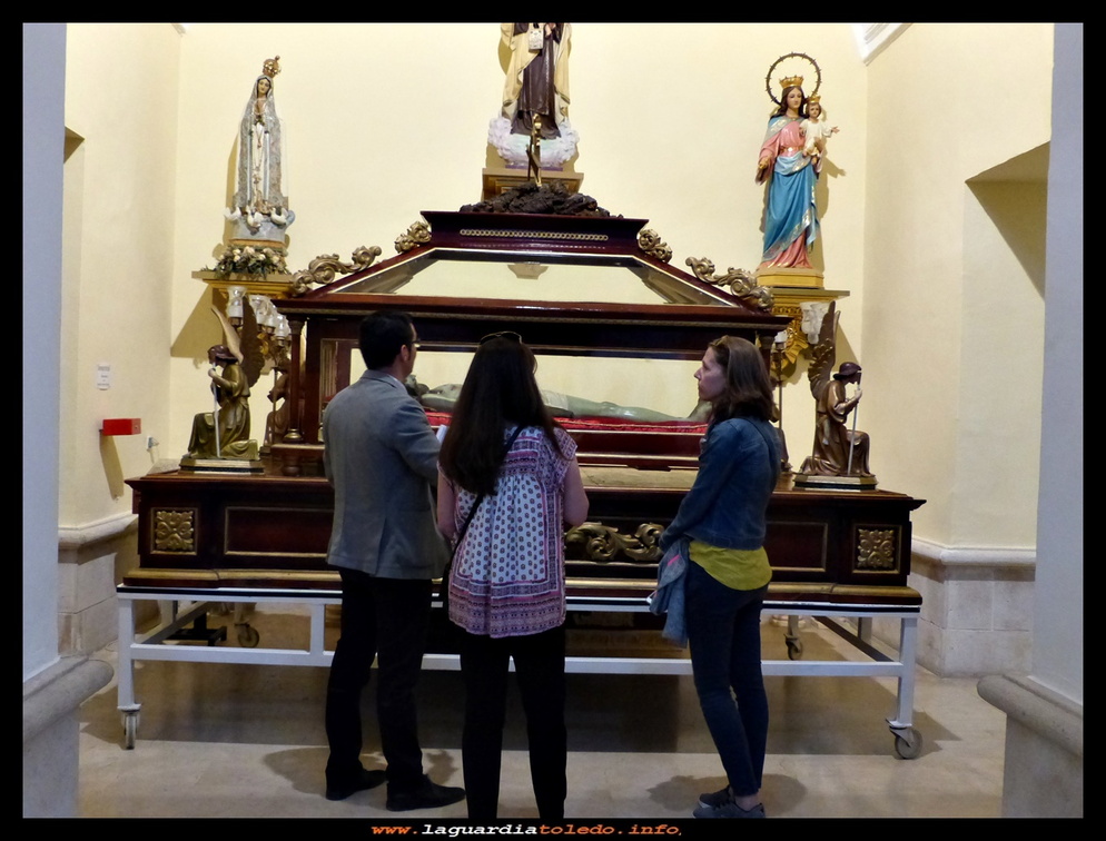 En la iglesia II