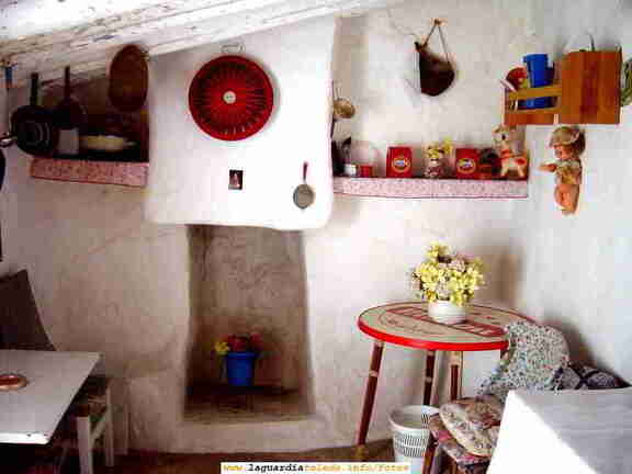 Detalle de interior de la Cueva de la pradera de Pera