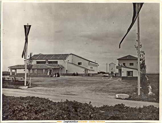 Inaguración de La Cooperativa del Santo Niño años 50 (I).