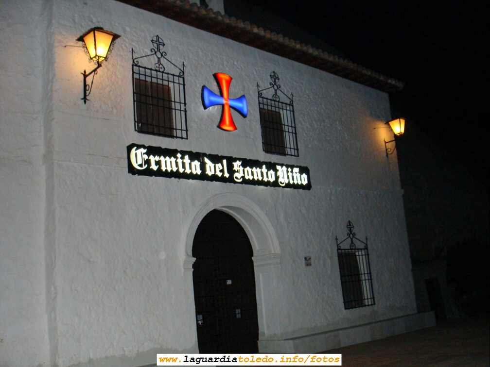 Vista nocturna de la Ermita del Santo Niño. 22 de Julio de 2006
