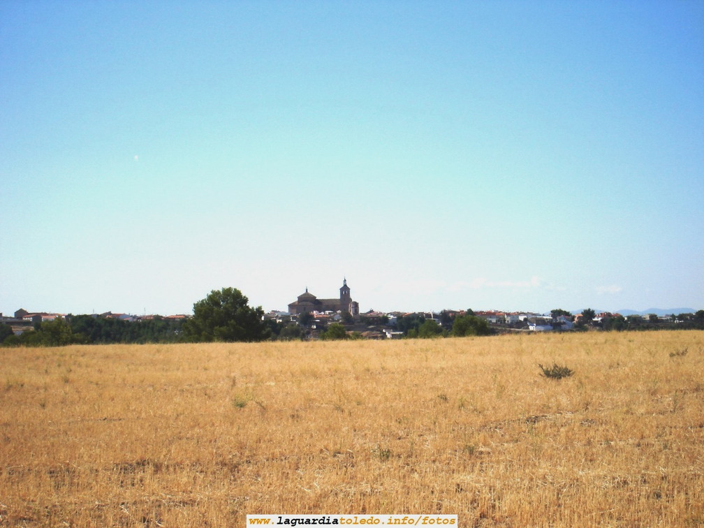16 de Septiembre de 2006. La Guardia vista desde un rastrojo desde los Cerros del Santo Niño