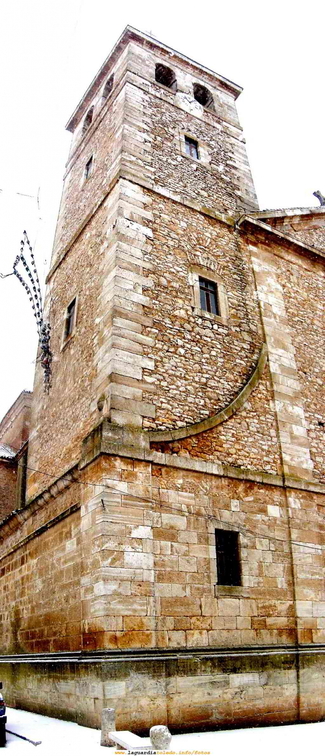 Torre de la iglesia parroquial nevada 28-ene-2006