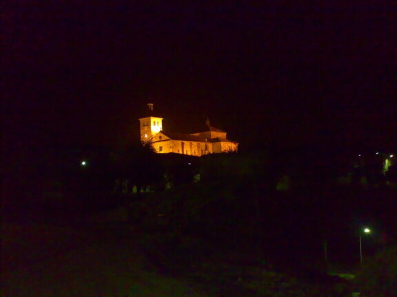 LA IGLESIA NO DUERME