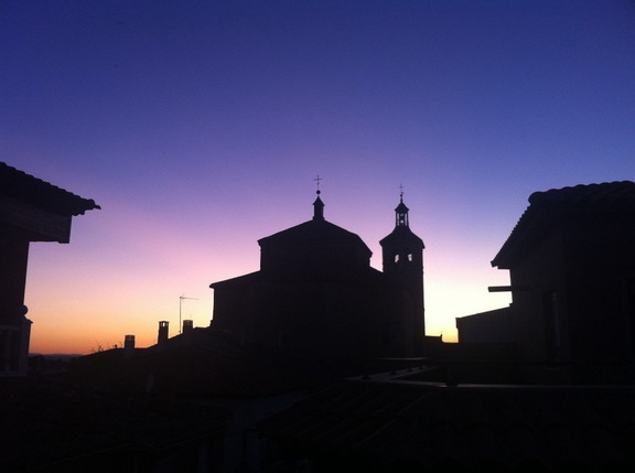 Puesta de sol con la Iglesia de fondo. 24-08-2'11