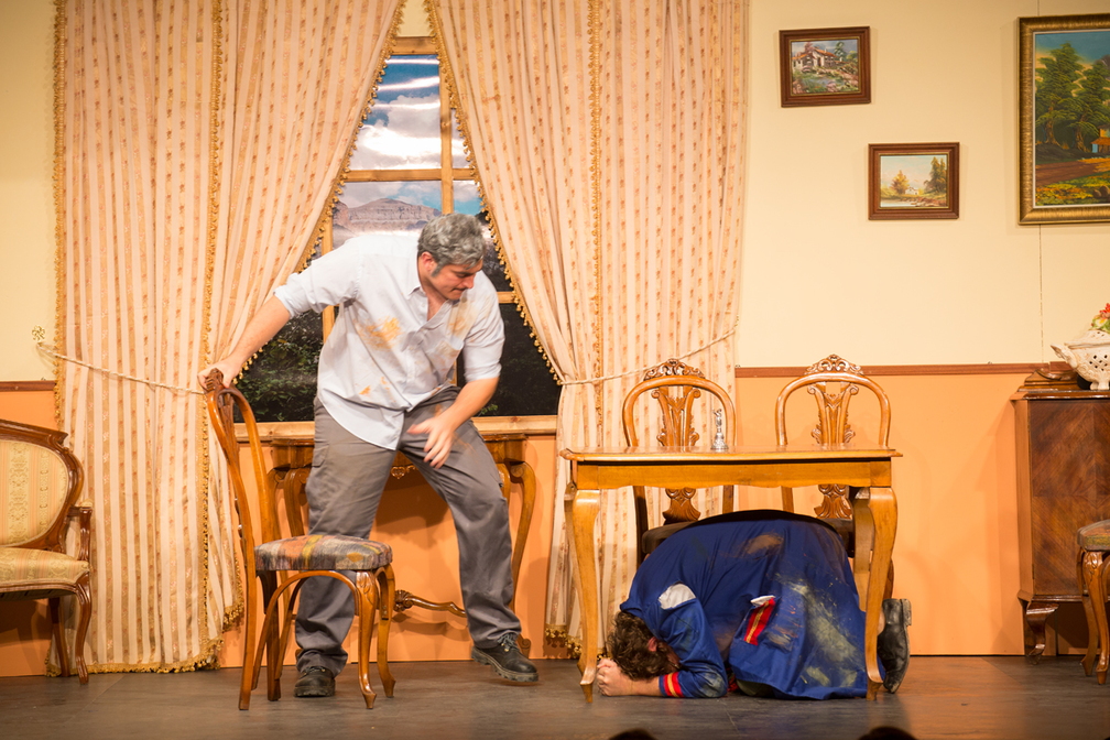 TEATRO "ANACLETO SE DIVORCIA"