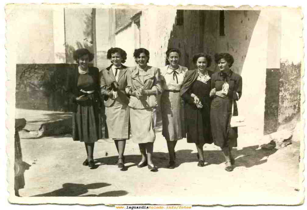 Grupo de amigas de vuelta de 'El Paseo del Norte'