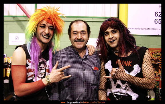 Carnaval 2012 - Fiesta en el pabellón - Abierto hasta el amanecer