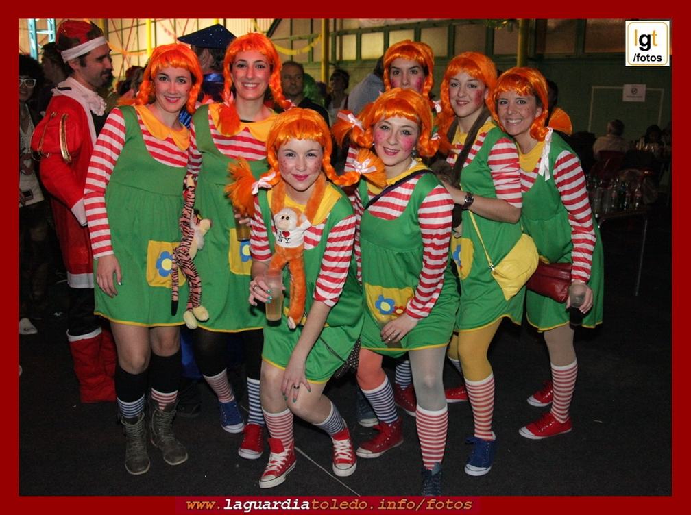 Baile de carnaval del sábado 25-2-12 en el pabellón polideportivo