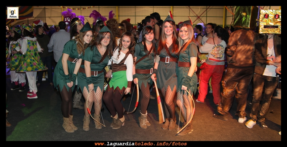Baile de carnaval del sábado 25-2-12 en el pabellón polideportivo