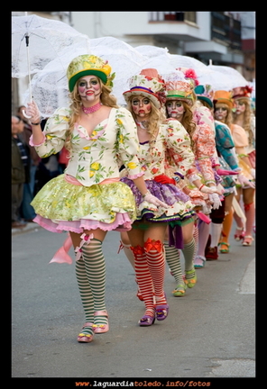 Desfile de carnaval. Domingo 26-2-2012