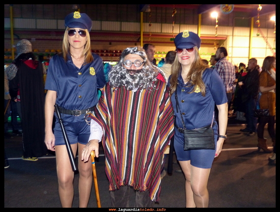 Policías y mejicano