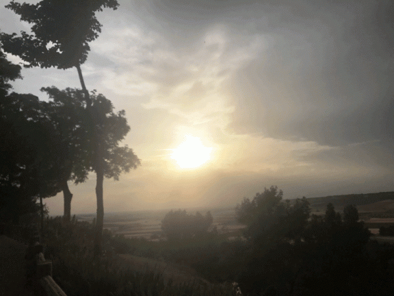 Puesta de sol en el Paseo del Norte. 27-5-2017