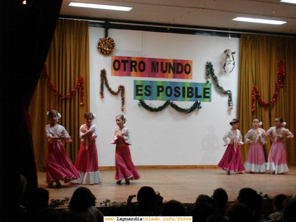 30 de Diciembre de 2006. Festival de Manos Unidas. Escuela de Baile de la Asociacion Cultural dirigida por Esperanza Alvarez