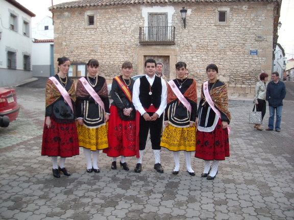 Reina ,damas y mantenedor 2007, en las fiestas de castilla la mancha, 30 de mayo de 2008