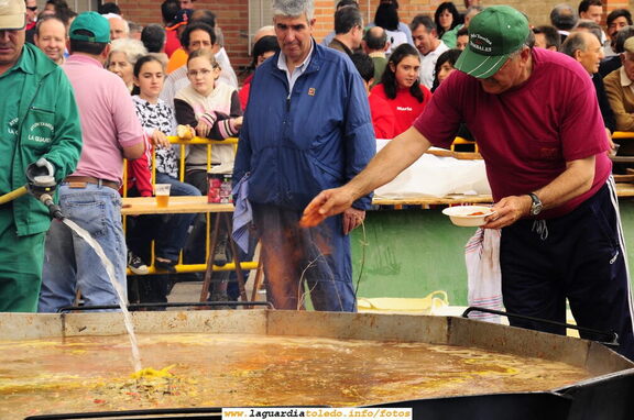 31 de Mayo de 2008. Paella popular organizada por la Peña Taurina "Los Timbales"