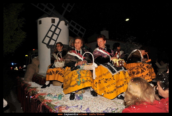 Carroza de Reina y damas manchegas