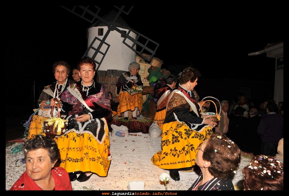 Carroza de Reina y damas manchegas 2010